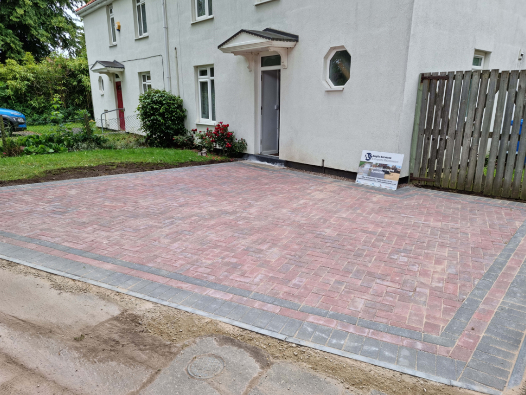 This is a newly installed block paved drive installed by Attleborough Driveway Services